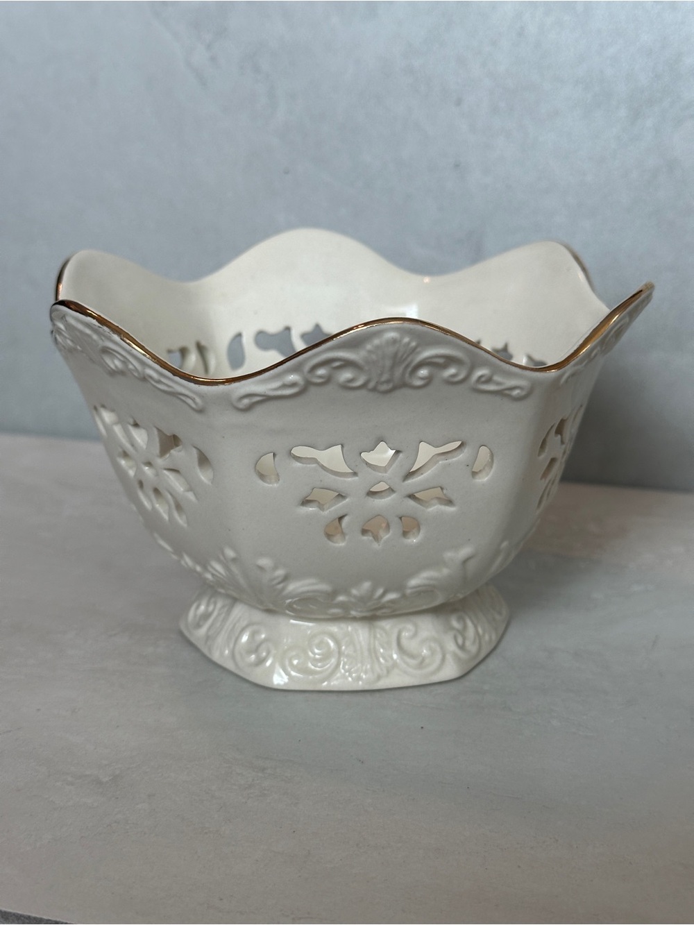 PS Paul Sebastian Limited Edition 1996 Ivory Bowl Candy Candle Holder Gold Trim